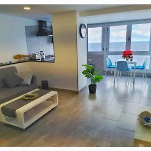 Lavagalerie Meeresblick 1 Reihe Apartment